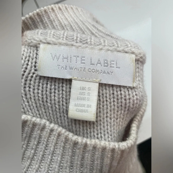 White Label Cashmere High Neck Beige Sweater Size Small - Picture 4 of 6
